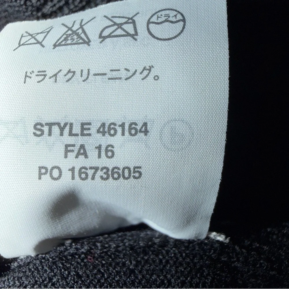 Men's J. Crew 100% Merino Wool Black V-Neck Sweater Size Medium